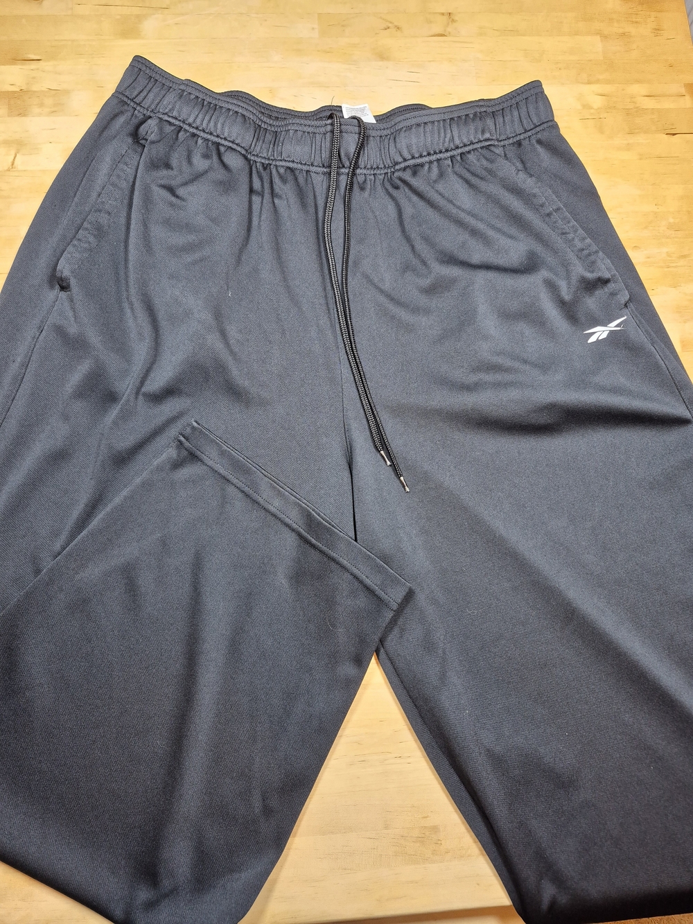 Reebok Men’s Black Athletic Jogger Pants